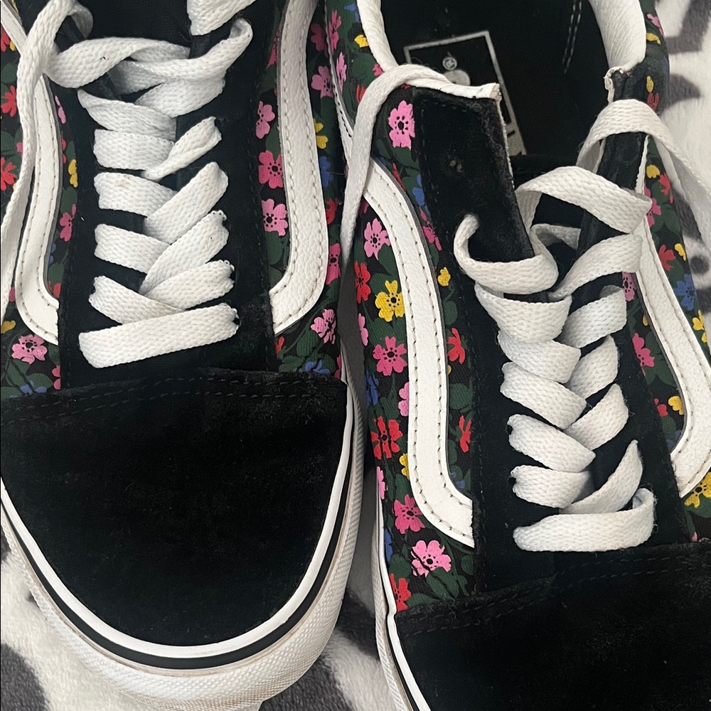 Vans Black Floral Old Skool Sneakers with White Stripe - Picture 4 of 9